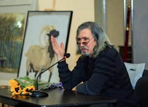 В Театре на Литейном состоялась встреча с заслуженным художником России Латифом Казбековым
